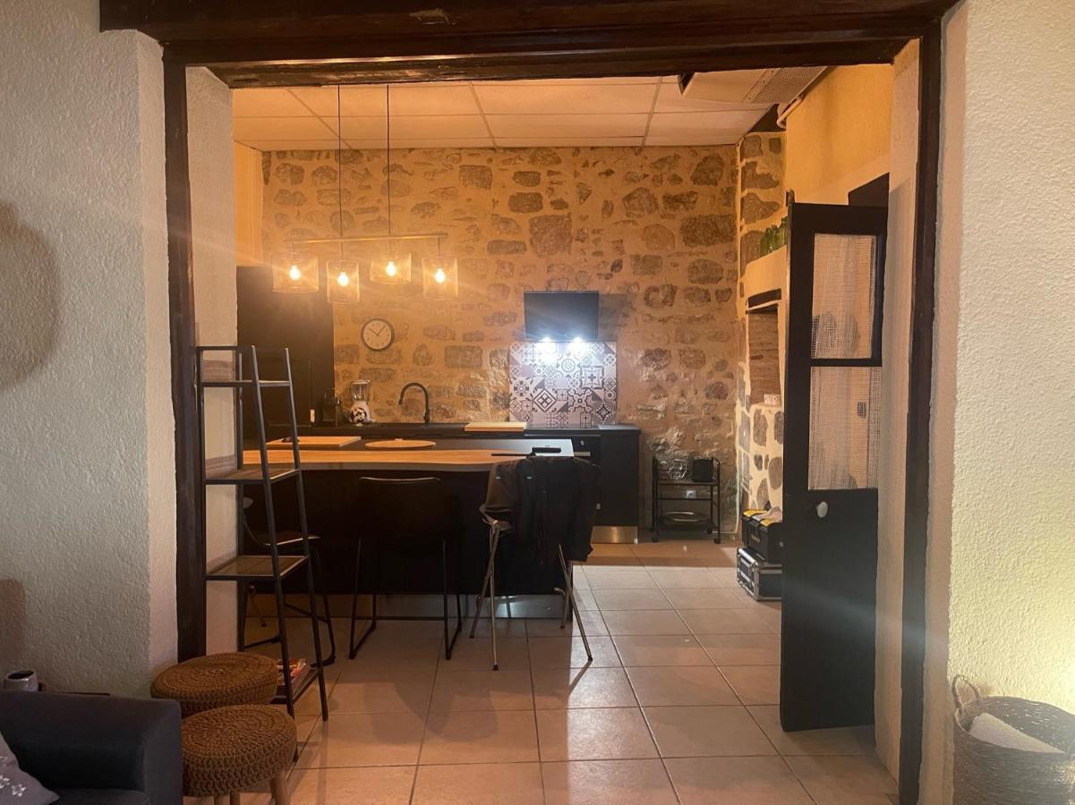 Poppy Appartement De Charme A 2 Min Centre-Ville Figeac Esterno foto