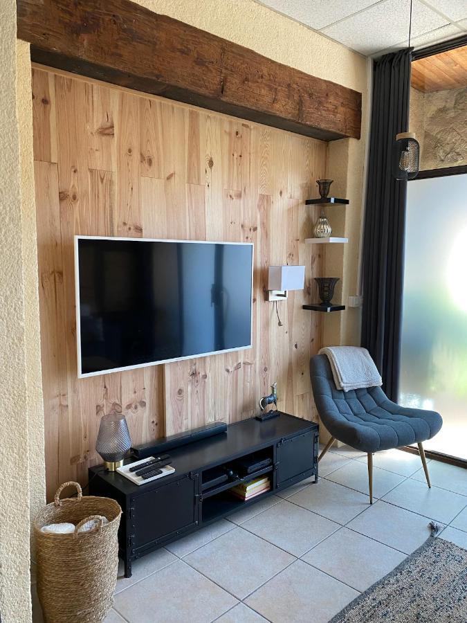 Poppy Appartement De Charme A 2 Min Centre-Ville Figeac Esterno foto